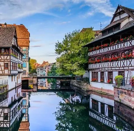 2 Pièces Appartement *